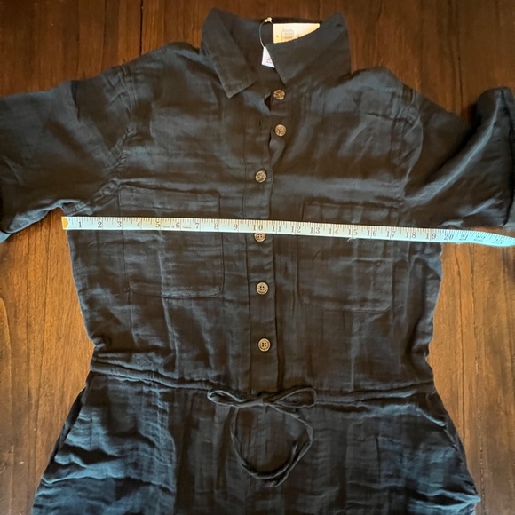 NWT Old Navy Crinkle Gauze Black Romper Waist Defined, Size Medium Tall - Picture 12 of 12